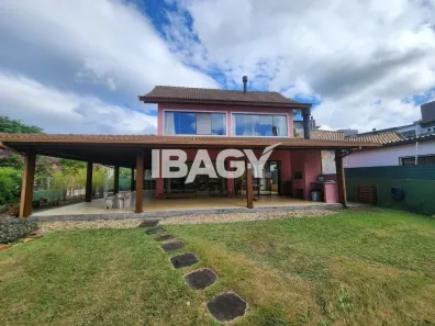 Casa com 1 Quarto para alugar, 180m² no Rio Tavares, Florianópolis