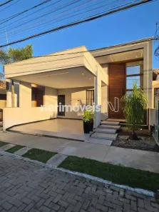 Casa de Condomínio com 3 Quartos para alugar, 160m² no Registro, Feira de Santana