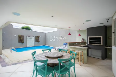 Casa com 4 Quartos à venda, 320m² no São Braz, Curitiba