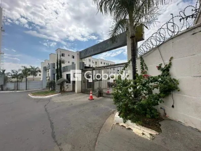 Apartamento com 2 Quartos para alugar, 50m² no Belvedere, Montes Claros