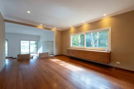 Sobrado com 6 Quartos à venda, 583m² no Jardim Leonor, São Paulo