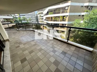 Apartamento com 4 Quartos à venda, 251m² no Lagoa, Rio de Janeiro