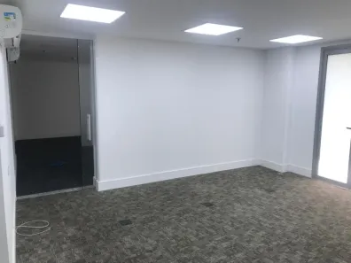 Sala Comercial à venda, 80m² no Santo Amaro, São Paulo