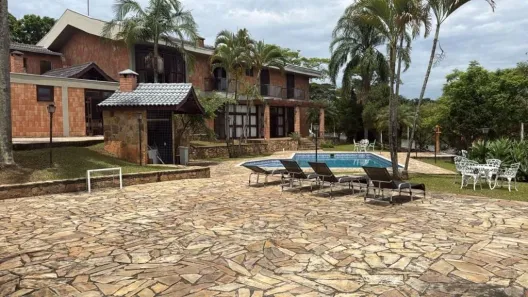 Casa de Condomínio com 5 Quartos à venda, 754m² no Chácara Santa Lúcia, Carapicuíba