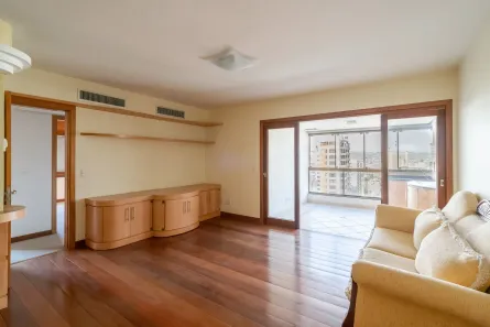 Apartamento com 3 Quartos para alugar, 139m² no Bela Vista, Porto Alegre