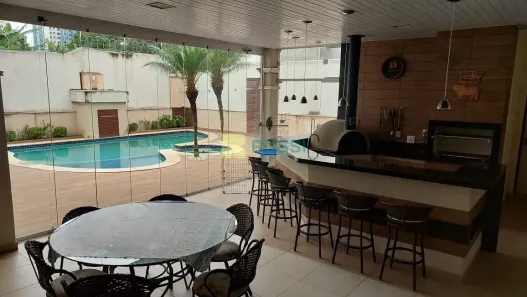 Sobrado com 3 Quartos à venda, 450m² no Loteamento Villa Branca, Jacareí