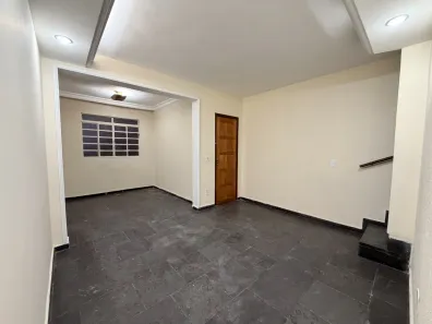 Casa com 3 Quartos para alugar, 90m² no Dona Clara, Belo Horizonte