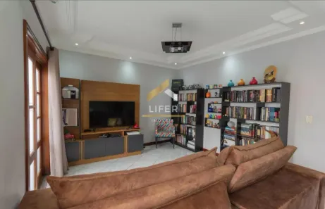 Sobrado com 3 Quartos à venda, 199m² no Jardim das Bandeiras, Campinas