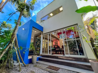 Sobrado com 3 Quartos à venda, 177m² no Ubatumirim, Ubatuba