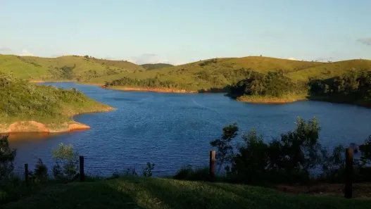 Fazenda/Sítio com 1 Quarto à venda, 30000m² no Centro, Jambeiro