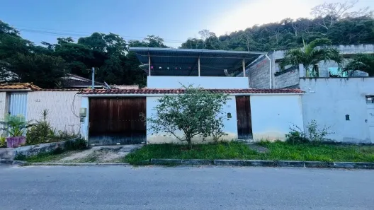 Casa com 3 Quartos à venda, 600m² no Parque A Equitativa, Duque de Caxias