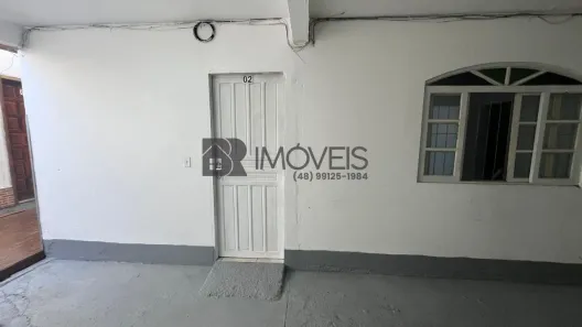 Apartamento com 2 Quartos para alugar, 80m² no Centro, Imbituba