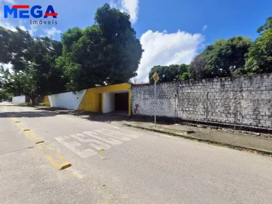 Casa com 6 Quartos para alugar, 665m² no Engenheiro Luciano Cavalcante, Fortaleza