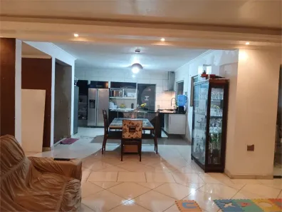Sobrado com 8 Quartos à venda, 350m² no Parque Peruche, São Paulo