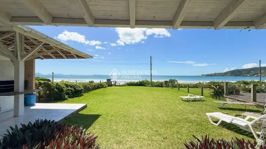 Casa com 6 Quartos à venda, 397m² no Morrinhos, Garopaba