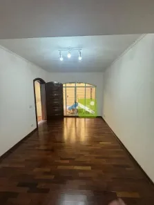 Casa com 3 Quartos para alugar, 200m² no Jardim Bonfiglioli, São Paulo