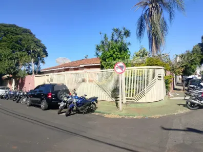 Imóvel Comercial com 3 Quartos à venda, 112m² no Vila Ferroviária, Araraquara