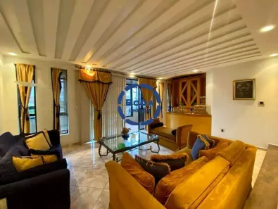 Casa com 3 Quartos à venda, 258m² no Embaré, Santos