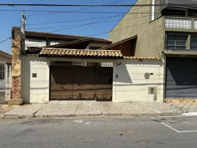 Casa com 3 Quartos à venda, 16772m² no Centro, Taubaté