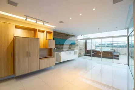 Cobertura com 3 Quartos à venda, 250m² no Ingá, Niterói