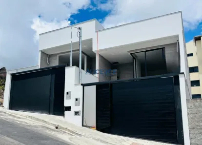 Casa com 3 Quartos à venda, 120m² no São Pedro, Juiz de Fora