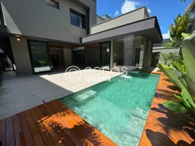 Casa de Condomínio com 5 Quartos à venda, 375m² no Jardim Sul, Uberlândia