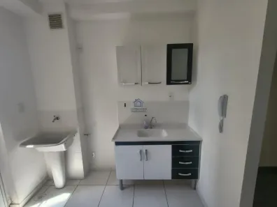 Apartamento com 2 Quartos para alugar, 60m² no Vila São Luiz, Ourinhos