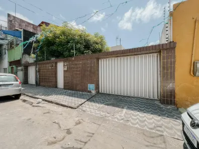 Casa com 5 Quartos à venda, 439m² no Montese, Fortaleza