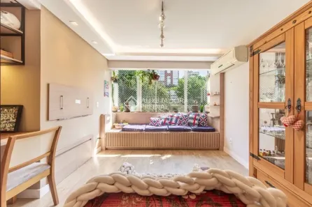 Apartamento com 3 Quartos à venda, 88m² no Mont Serrat, Porto Alegre