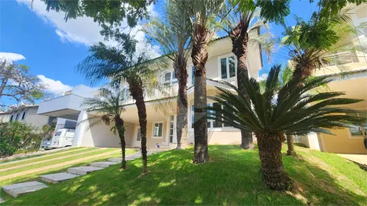 Casa de Condomínio com 3 Quartos à venda, 315m² no Villaggio Capríccio, Louveira