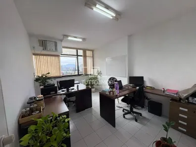 Sala Comercial para alugar, 30m² no Santa Lúcia, Vitória