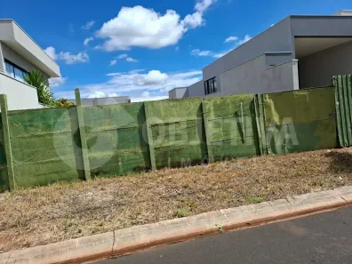 Lote/Terreno à venda, 336m² no Novo Mundo, Uberlândia