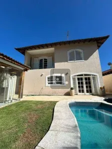 Casa de Condomínio com 4 Quartos para venda ou aluguel, 350m² no Alphaville, Santana de Parnaíba