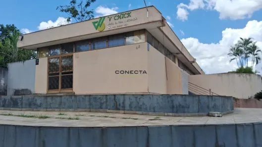 Imóvel Comercial à venda, 184m² no Santos Dumont, Londrina