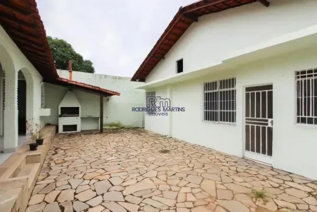 Casa com 5 Quartos à venda, 196m² no Alípio de Melo, Belo Horizonte
