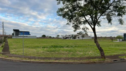 Lote/Terreno à venda, 432m² no Parque Residencial Mart Ville, Presidente Prudente