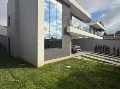 Casa com 4 Quartos à venda, 200m² no Manaíra, João Pessoa