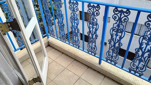 Apartamento com 3 Quartos à venda, 90m² no Jardim Las Palmas, Guarujá