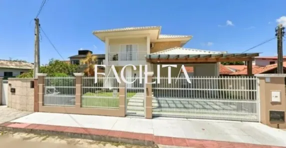 Casa com 3 Quartos para alugar, 310m² no Carianos, Florianópolis