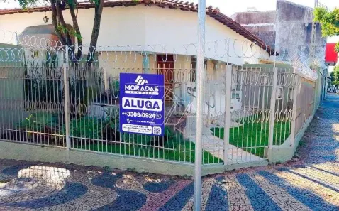 Casa com 3 Quartos para alugar, 110m² no Marília, Marília