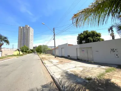 Casa com 2 Quartos para alugar, 80m² no Vila Rosa, Goiânia