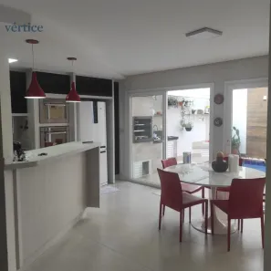 Casa com 4 Quartos à venda, 242m² no Jardim Paris, Maringá