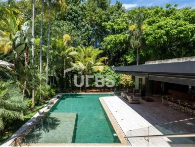Sobrado com 4 Quartos à venda, 738m² no Jardim Florença, Goiânia