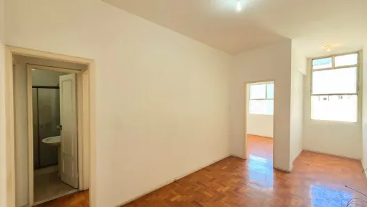 Apartamento com 2 Quartos para alugar, 60m² no Copacabana, Rio de Janeiro
