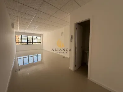 Sala Comercial à venda, 37m² no Itacorubi, Florianópolis