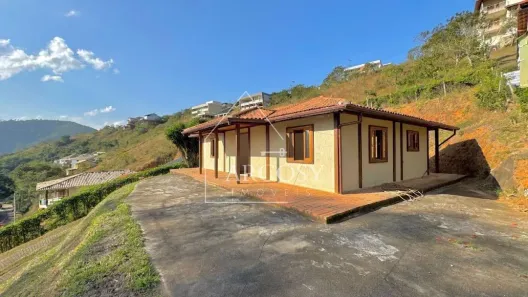 Casa de Condomínio com 3 Quartos à venda, 1000m² no Nogueira, Petrópolis