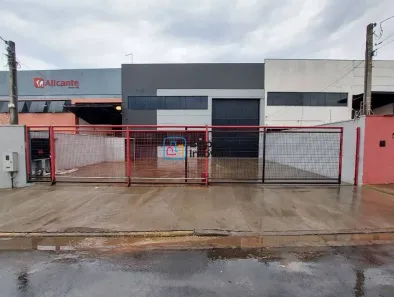 Galpão/Depósito/Armazém para alugar, 750m² no Distrito Industrial, Santa Bárbara D'Oeste