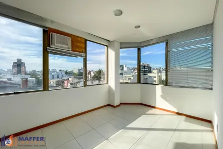 Sala Comercial com 2 Quartos à venda, 145m² no Santana, Porto Alegre