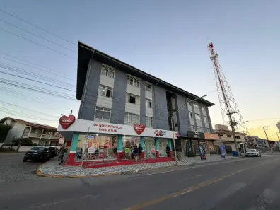 Apartamento com 3 Quartos para alugar, 75m² no Centro, Barra Velha