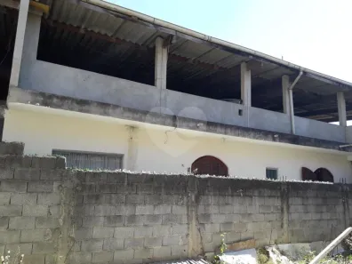 Sobrado com 2 Quartos à venda, 150m² no Vila Ayrosa, São Paulo